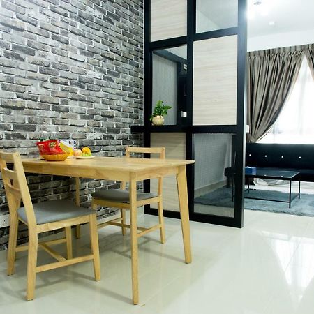 Ezzyhome@Medini Nusajaya  Exterior foto